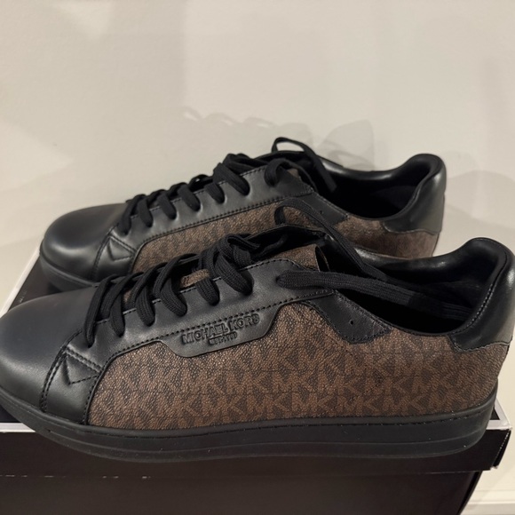 New Michael Kors Men's Black and Brown logo Keating sneaker sz 11 - Picture 1 of 7